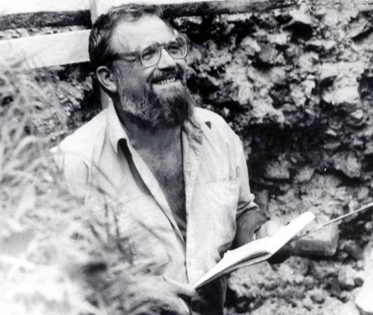 В.В.Кавельмахер на раскопе в Александровской Слободе. 1980-е годы.