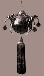 Серебряное паникадило 1568 года.