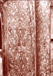 Ильинская церковь (1696 г.) в Белозерске. Фрагмент росписи портала. Вид из трапезной. Фото И. Н. Шургина. 1990 г.